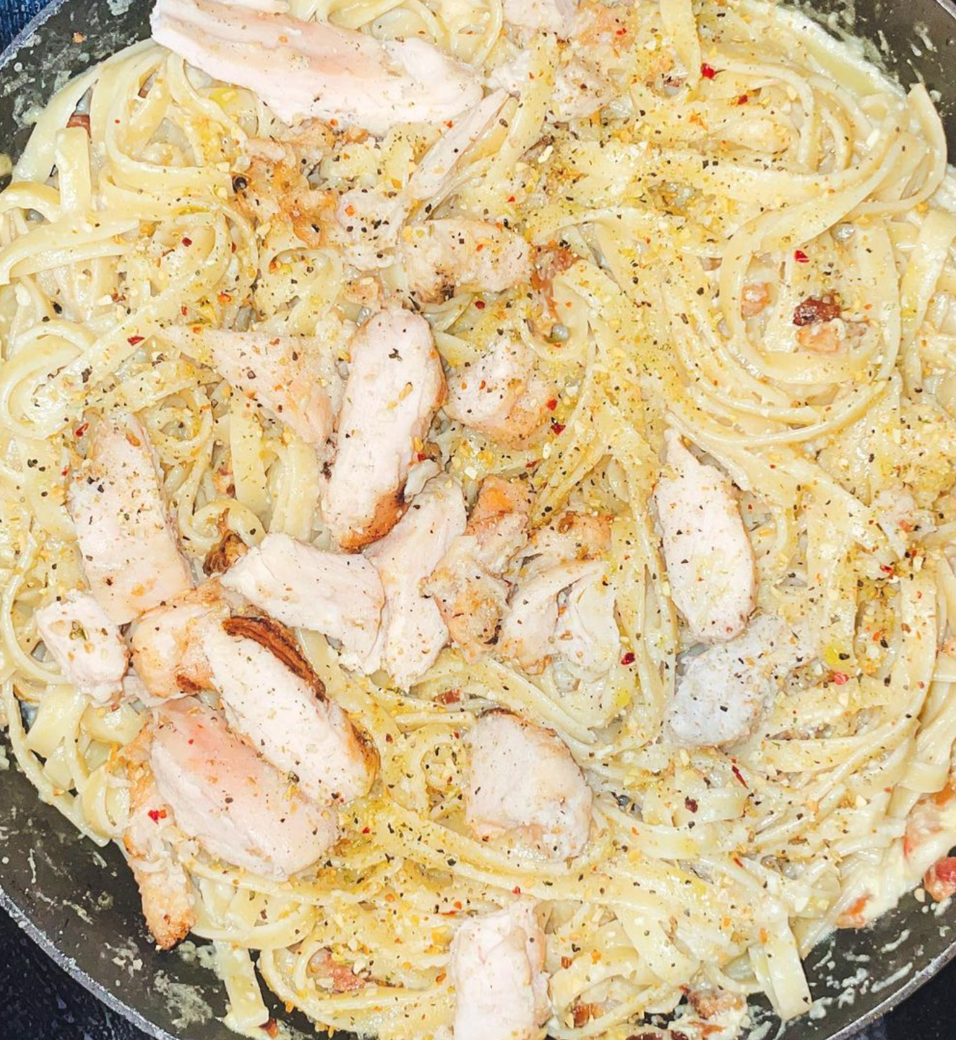 chicken alfredo carbonara